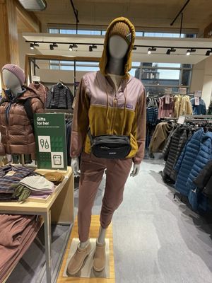 MEC Vancouver by null