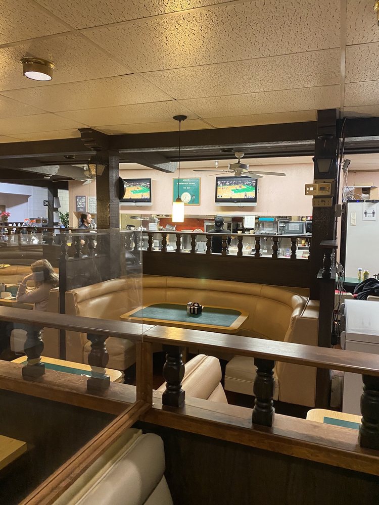 Nico's Family Restaurant