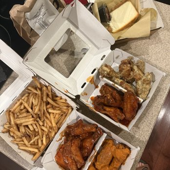 Buffalo Wild Wings - plus cheesecake! - Chicken Wings Near Me - Franklin, Tennessee