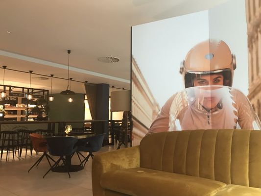 The James Hotel Rotterdam by null