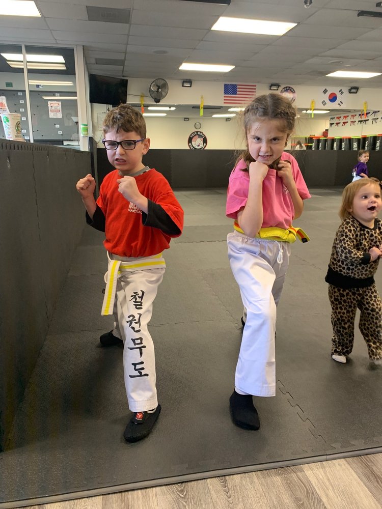 IRON FIST MARTIAL ARTS 65 Photos & 58 Reviews 24502 Lyons Ave