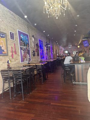 Hamburger Marys by null