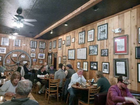 THE LOCAL ON 17 - Updated July 2026 - 530 Photos & 586 Reviews - 4040