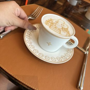 Le Café Louis Vuitton - My delicious Chocolate Latte - Cafes Near Me - New York, New York Le Café Louis Vuitton - My delicious Chocolate Latte - Cafes Near Me - New York, New York