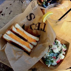 Psst. Don't catch yourself hungry! @wurstingruene has got y'all covered!
: Grilled cheese, German Potato Salad, the Lemonade Stand