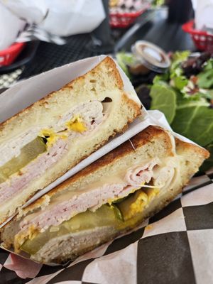 Cruzita's Deli And Cafe by null