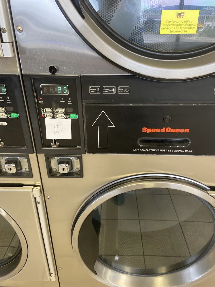DAVE’S LAUNDROMAT Updated July 2024 13 Reviews 4124 Mobile Hwy