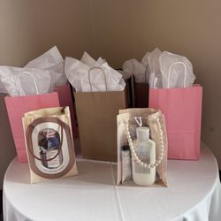 Game prizes