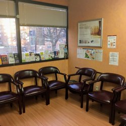 Zahedi Tooraj MD - Waiting area