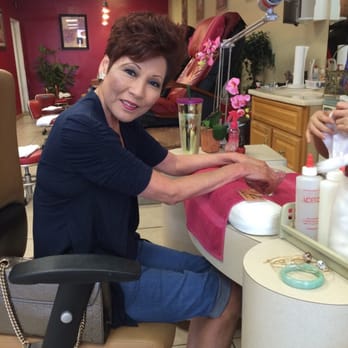 Kailua Nails - Brought my mom here and she loves it!!! - Nail Salons Near Me - Kailua, Hawaii Kailua Nails - Brought my mom here and she loves it!!! - Nail Salons Near Me - Kailua, Hawaii