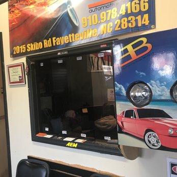 EB Tint and Wrap - Inside waiting room - Vehicle Wraps Near Me - Fayetteville, North Carolina
