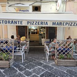 Mare Pizza - Store front
