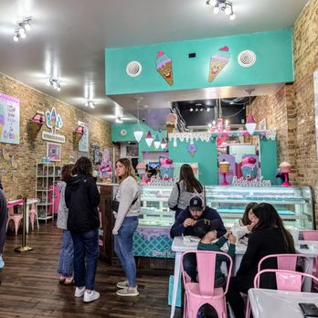 Metropolitan Ice Cream - At RJ's Metropolitan Ice Cream Co. - Desserts Near Me - Jackson, Michigan
