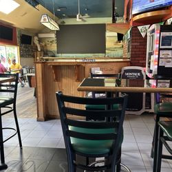 Shanahan's Bar and Grill