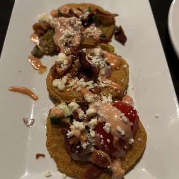 The Flint - OMG! This place is amazing! They won the restaurant of the year! The fried green tomatoes, shrimp stir fry, creamed spinach was amazing!!!! - American Near Me - Albany, Georgia