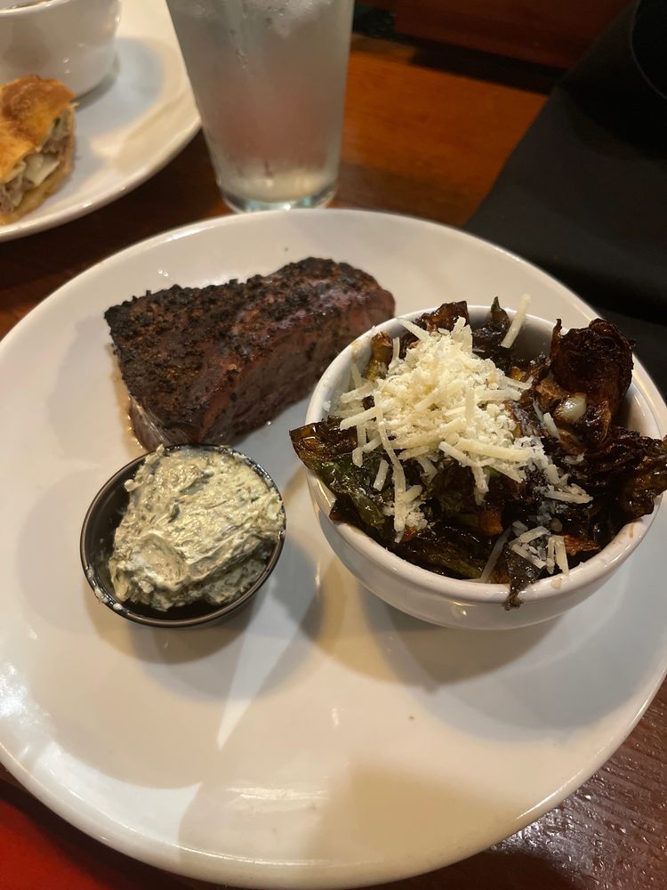 Food from Friends Grille and Bar