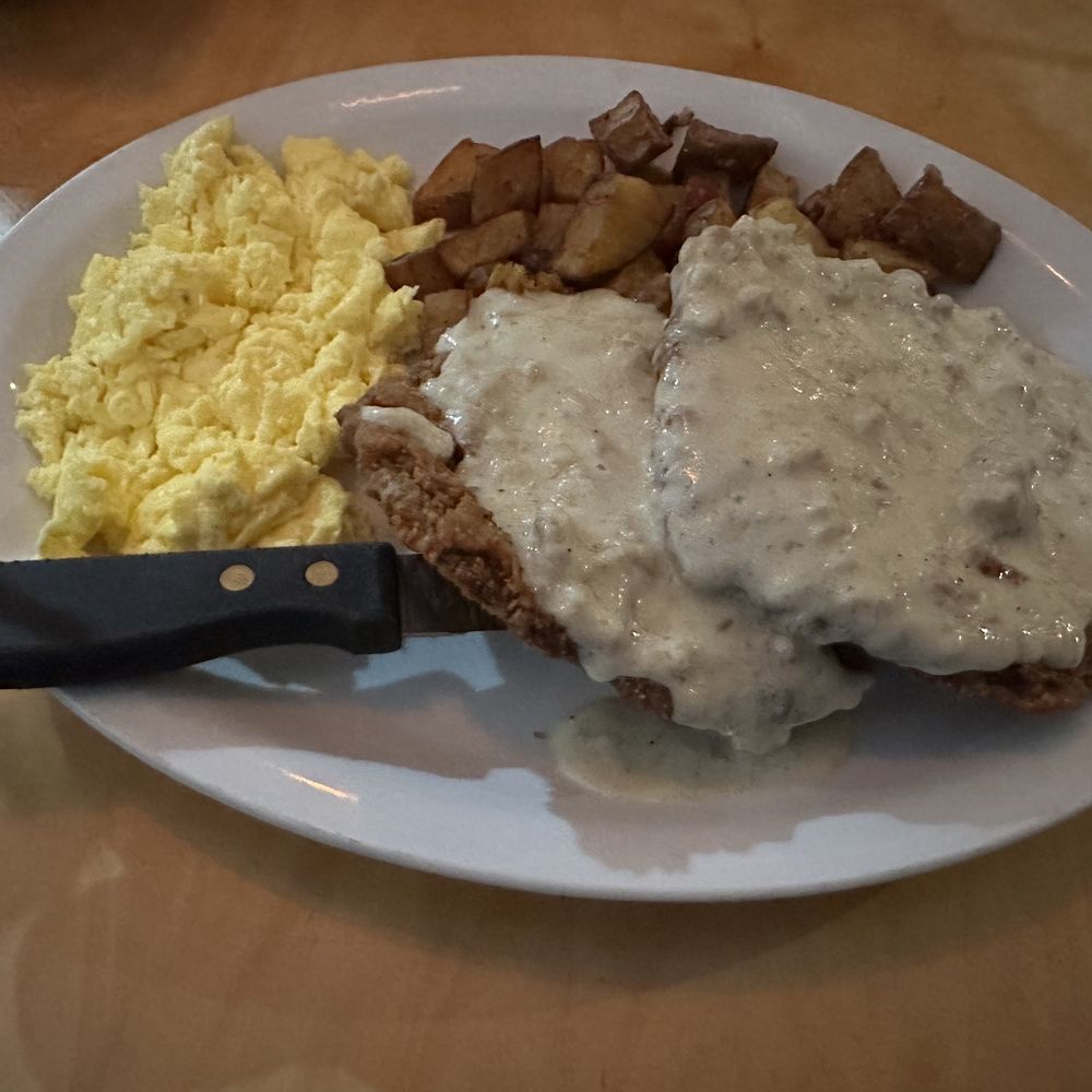 Warren Country Inn - Country Fried Steak - American Near Me - Warren, Oregon Warren Country Inn - Country Fried Steak - American Near Me - Warren, Oregon