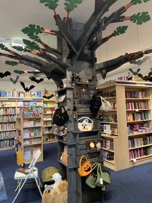 Interabang Books by null