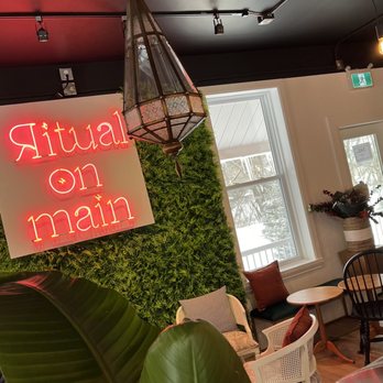 Ritual on Main - Decor - Cafes Near Me - Ottawa, Ontario