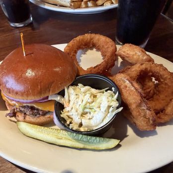 Biggie's - Seafood Near Me - Carlstadt, New Jersey
