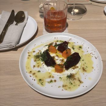 Tomat - PERSIMMON & BEETROOT - New American Near Me - Los Angeles, California