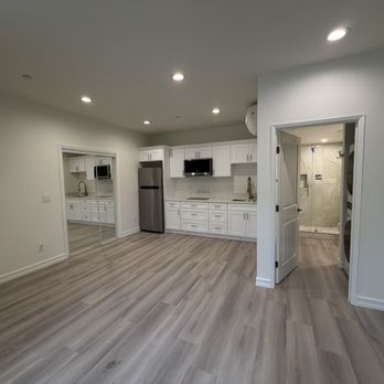 Bud Remodeling - Living room & kitchen & closet - General Contractors Near Me - Lake Forest, California