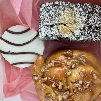 Pretty Funky Treats - Bakeries Near Me - Metairie, Louisiana Pretty Funky Treats - Bakeries Near Me - Metairie, Louisiana