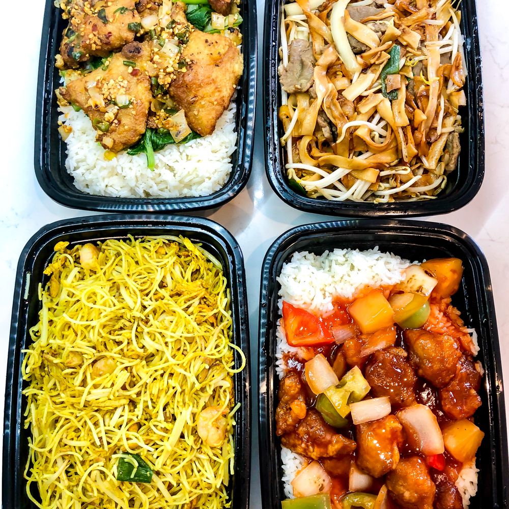 Pork Chop on Rice (received wrong order), Beef Ho Fan, Singapore Vermicelli, S&S Pork on Rice