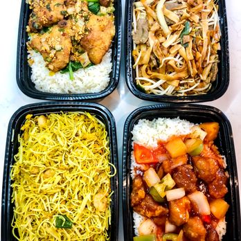Canton Kitchen Chartwell - Pork Chop on Rice (received wrong order), Beef Ho Fan, Singapore Vermicelli, S&S Pork on Rice - Imported Food Near Me - Scarborough, Ontario