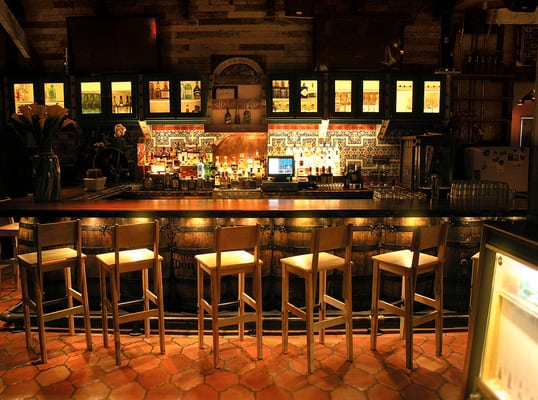 Skinnys Cantina by null