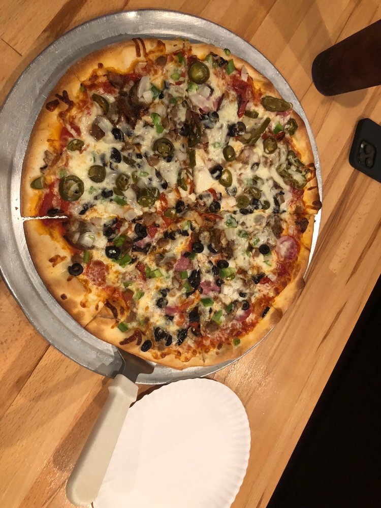 FRANKIE’S PIZZA AND PASTA 102 Photos & 233 Reviews 121 N Interstate