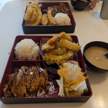 Mijouri Sushi Bune - Beef Teriyaki With Tempura Lunch Special - Sushi Bars Near Me - San Bruno, California Mijouri Sushi Bune - Beef Teriyaki With Tempura Lunch Special - Sushi Bars Near Me - San Bruno, California