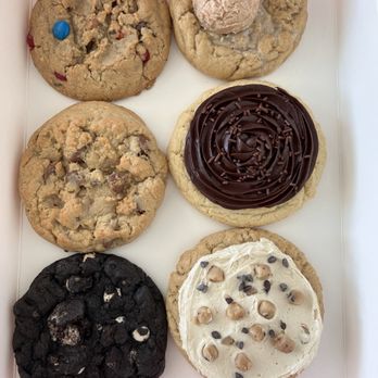 Crumbl - Mt. Pleasant - This week's flavors! My fav two are the Oreo and cookie dough! - Bakeries Near Me - Mt Pleasant, South Carolina Crumbl - Mt. Pleasant - This week's flavors! My fav two are the Oreo and cookie dough! - Bakeries Near Me - Mt Pleasant, South Carolina