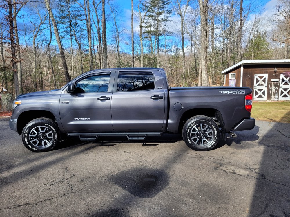 IT’S ALL IN THE DETAILS Updated May 2024 50 Copper Hill Rd, Granby