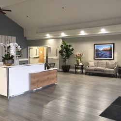 Lindsay Gardens Nursing & Rehabilitation - Lindsay Gardens Lobby