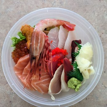 Yo! Sushi - Deluxe Chirashi Don - Sushi Bars Near Me - Mississauga, Ontario