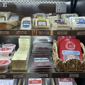 Fox's Finest - Cheeses - Butcher Near Me - Saint Louis, Missouri