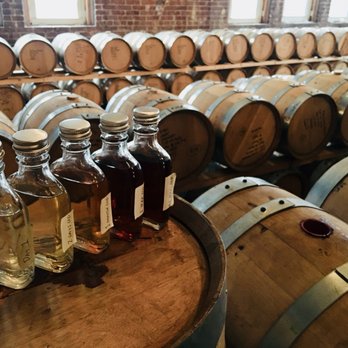 Kings County Distillery - One day to two years of coloration changes from aging whiskey in a barrel - Distilleries Near Me - Brooklyn, New York Kings County Distillery - One day to two years of coloration changes from aging whiskey in a barrel - Distilleries Near Me - Brooklyn, New York
