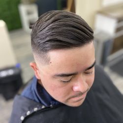 230 Barber Salon - Mid Fade
