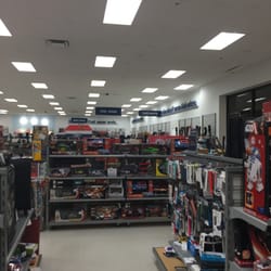 Marshalls - Brockton Marshalls -- Westgate Mall : 544 Westgate Drive, Brockton            Interior