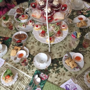 River Lily Inn Bed And Breakfast - High tea set up - Bed & Breakfast Near Me - Daytona Beach, Florida River Lily Inn Bed And Breakfast - High tea set up - Bed & Breakfast Near Me - Daytona Beach, Florida