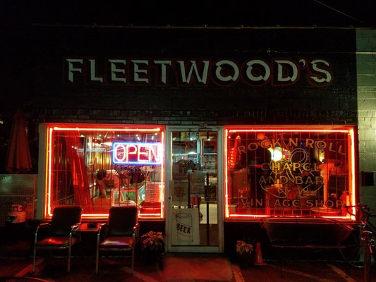 Fleetwood's by null