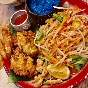 Sup Thai Kitchen - Esan combo /fried chicken and blue coconut rice - Thai Near Me - Fresh Meadows, New York Sup Thai Kitchen - Esan combo /fried chicken and blue coconut rice - Thai Near Me - Fresh Meadows, New York
