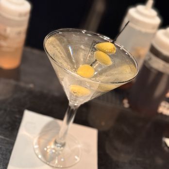Manny's Steakhouse - Dirty Martini - Steakhouses Near Me - Minneapolis, Minnesota