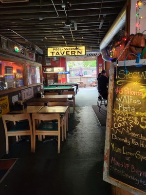 Jerry's Pizza by null