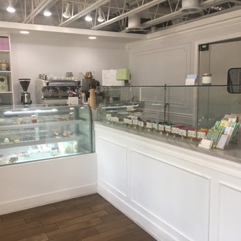 17 Berkshire - Interior - Coffee & Tea Near Me - Memphis, Tennessee