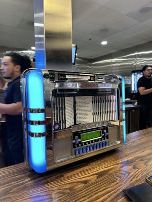 Mel’s Drive-In Nashville by null