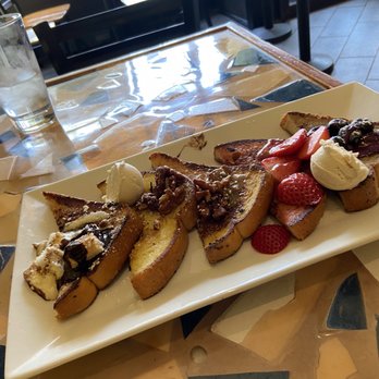Batter & Berries - French Toast Flight - Breakfast & Brunch Near Me - Chicago, Illinois
