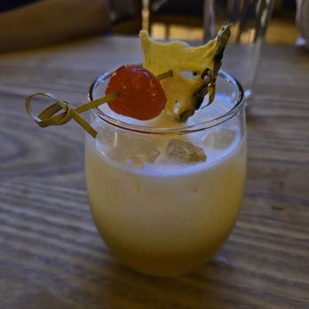 Sing Sing - Nada colada $5 happy hour - Beer Bar Near Me - Vancouver, British Columbia