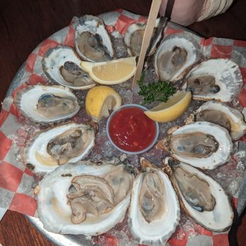 Bostwick's Chowder House - Seafood Near Me - East Hampton, New York Bostwick's Chowder House - Seafood Near Me - East Hampton, New York